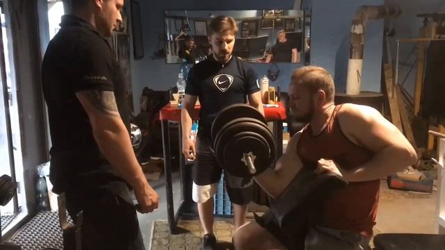 Гантель на бицепс 60 кг смотреть онлайн