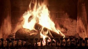 Огонь в камине. Анимированная заставка на рабочий стол