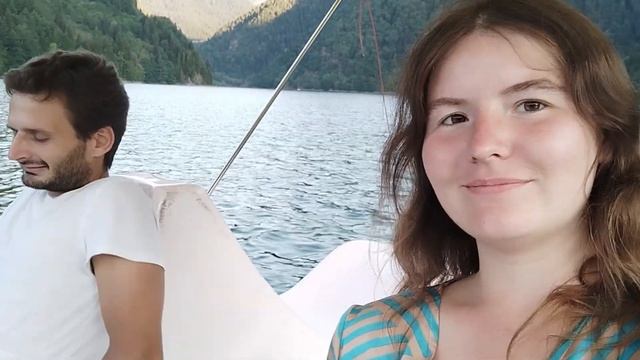Стихотворение про Озеро Рица, жемчужину Абхазии. Легенда озера Рицы