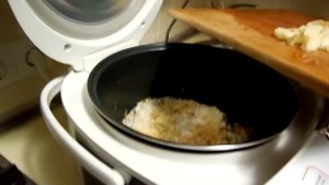 Мультиварка Polaris PMC 0506AD. Обзор