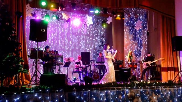 16  Восточные мотивы  Исполняют Н  Стрелковская, группы Крещендо и Резонанс смотреть онлайн