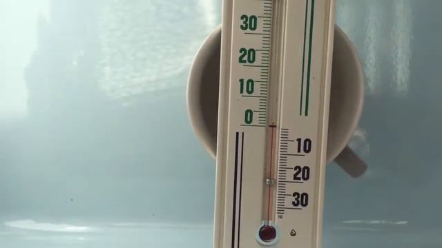 Автомобильный холодильник AVS CC 27WBC охлаждает до -2 градусов смотреть онлайн