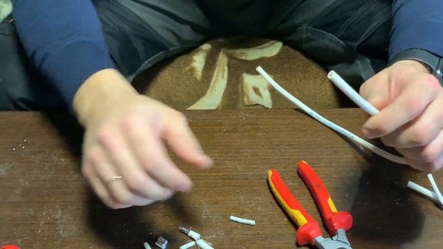 Краткий обзор Knipex Ergostrip смотреть онлайн