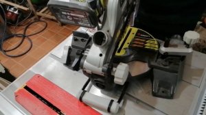 Обзор аккумуляторной торцовочной пилы RYOBI EMS190DCL