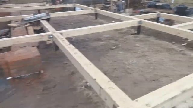 Каркасная пристройка. Часть 4. Перенос дома. Обвязка винтовых свай.