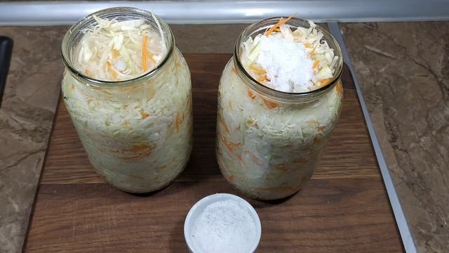 КВАШЕНАЯ КАПУСТА-  идеальный способ закваски для тех, у кого много капусты!!Готова через 3 дня!!