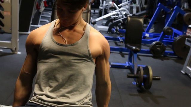 Dominic Milicia 15-19 Natural body transformation смотреть онлайн