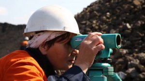 Город горняков. Наталья Фролова. Богатырь Комир.