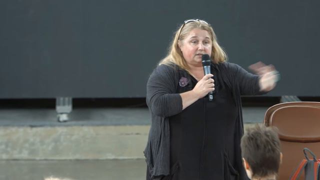 Public talk by Irina Levontina "Did we catch the language in a net?" смотреть онлайн