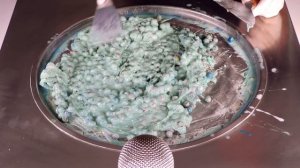 ASMR - oddly satisfying m&m's Ice Cream Rolls with many Colors | crushing & scratching Food - 4k 먹방