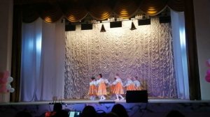 танец "Порушка-параня" от ансамбля Непоседы