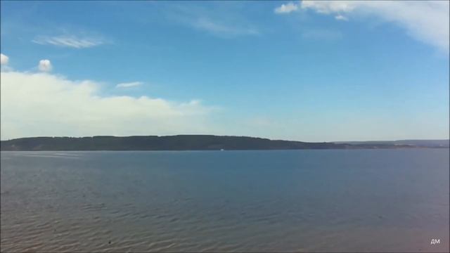 Сухогруз Рига идёт вниз по Волге на Белом Яре 3 07 2020г смотреть онлайн