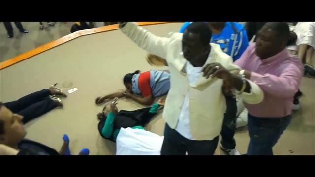 Андрес Бисонни - Сила Святого Духа исцелять больных смотреть онлайн