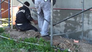 Утепление цоколя ЭППС, втапливание Панцирной Bautex сетки в клей, первый базовый армирующий слой