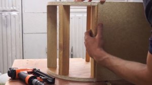 Круглый пуфик своими руками. Эпизод 1