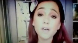 Ариана Гранде говорит ПО-РУССКИ!!!!!! ААААА