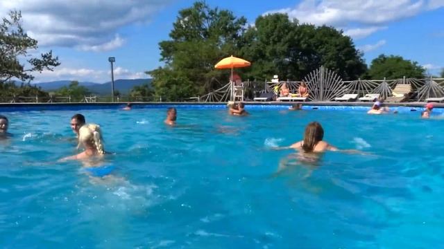 № 2 АРТ-ПАРК ШТЫКОВСКИЕ ПРУДЫ - купаемся в БАССЕЙНАХ, играемся на детских площадках.... смотреть онлайн