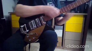 20.05.22 Rickenbacker 325V59 `95 & upgraded jap rick 350 80s