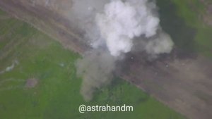 Ланцет поражает танк "Leopard 2A6" Немецкого производства и вызывает взрыв БК