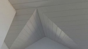 Потолки из брашированной доски.
