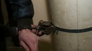 Сборка скорлупы - утепление для труб