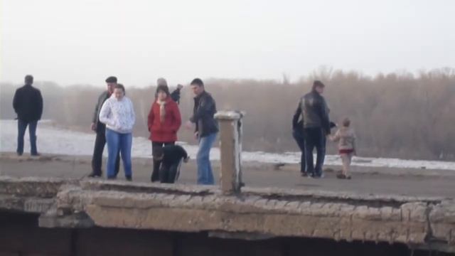 Ледоход 2013 Оренбург на Урале и Сакмаре смотреть онлайн