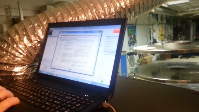 Подключение компьютера к проектору Barco часть 1