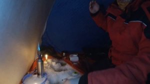 Ловля Крупного КАРАСЯ Зимой со льда! Ночная рыбалка! Рыбалка в ГЛУХОЗИМЬЕ!