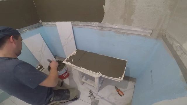 Первый ряд укладки плитки в ванной комнате #Оренбург #рдк56 смотреть онлайн