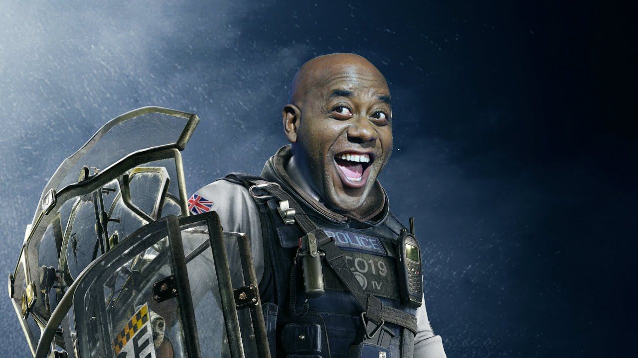 Затащил на CLASH .Tom Clancy's Rainbow Six Siege