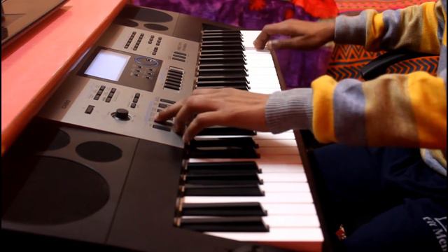 Bahut Pyar Karte Hai Tumko Sanam - New Version смотреть онлайн