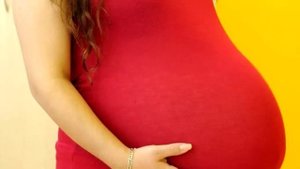 ? 23-летняя МАМА родила деток, которые РОЖДАЮТСЯ раз в 480 лет... НОВОГОДНЕЕ чудо