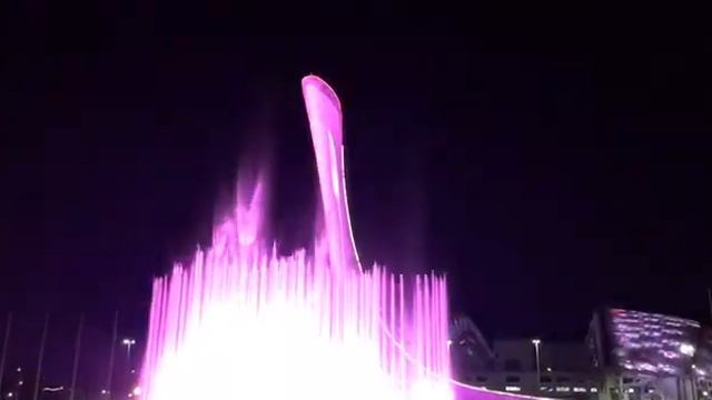 Поющие фонтаны в Олимпийском парке города Сочи смотреть онлайн