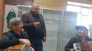 Шамиль Гуладтынский. Живой голос. Даргинская песня в компании коллег. Классное исполнение