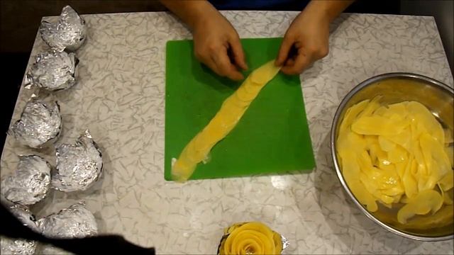 Картофельные розочки запеченные в духовке. смотреть онлайн
