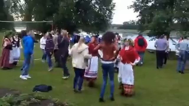 Мастер класс по беларуским танцам . Какетка смотреть онлайн