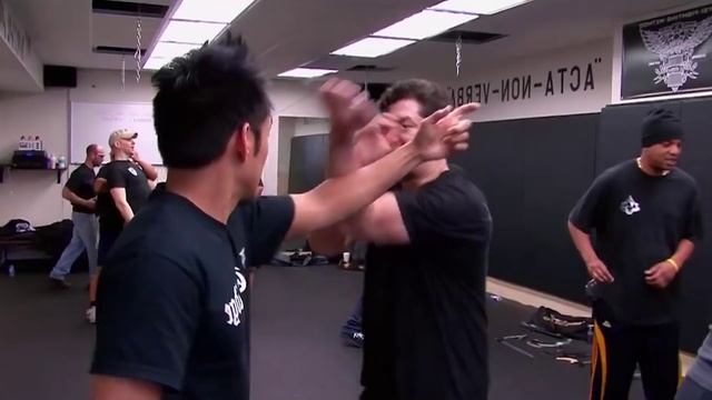 ИСТОРИЯ КЕРАМБИТ ГОЛД ИЗ STANDOFF 2 В РЕАЛЬНОЙ ЖИЗНИ! смотреть онлайн