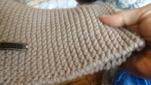 Обзор пряжи ЗИМНЯЯ ПРЕМЬЕРА от Пехорки. Испытание временем. Готовые работы шапки бини.