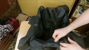 Как же я раньше это не сделал. У моих котов есть отличная самоделка. Сделал из ящика домик для кото