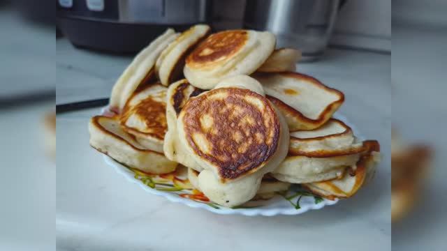 ОЛАДУШКИ ОЧЕНЬ ВКУСНЫЕ И ПЫШНЫЕ