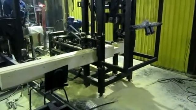 Чашкорезный станок для бруса ЧС-4Б производства ПО "Диаком" смотреть онлайн