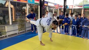 Подводящие упражнения к Uchi Mata ( подхват под одну ногу) ORTUS.KZ дзюдо