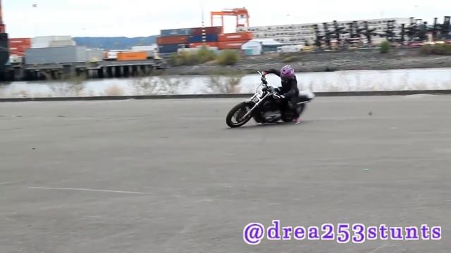 Drea Learns Harley Drifts смотреть онлайн