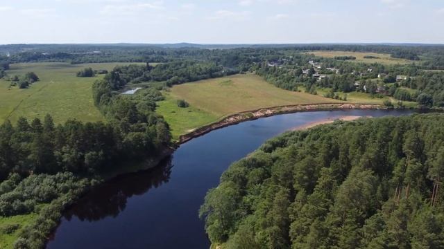 Полеты на реке Паша на песчаном пляже на DJI mini 2 смотреть онлайн