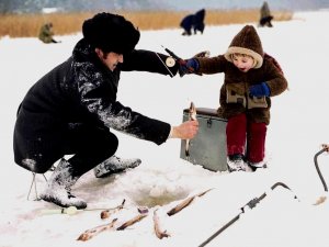 Зимняя рыбалка. СССР 1989 год.