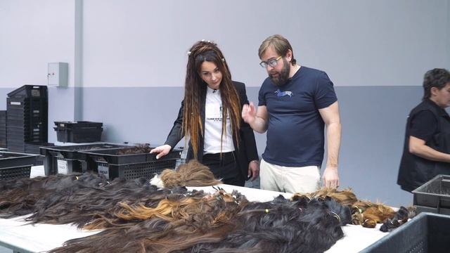 ПРОЦЕСС ПРОИЗВОДСТВА ВОЛОС ДЛЯ НАРАЩИВАНИЯ | ЭКСКУРСИЯ НА ФАБРИКУ ВОЛОС
