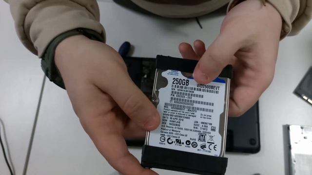 Instalar SSD HP Pavilion G6. Resolver fallo de disco смотреть онлайн
