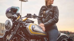 New BMW R12 2024 : Classic Style And Modern Tech