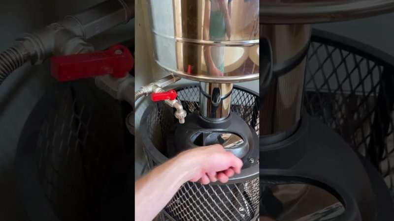 Лайфхак, как организовать подачу горячей воды из бака!