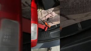 Як зняти задній ліхтар/стоп Ford Fiesta/ Как снять задний стоп Форд Фиеста